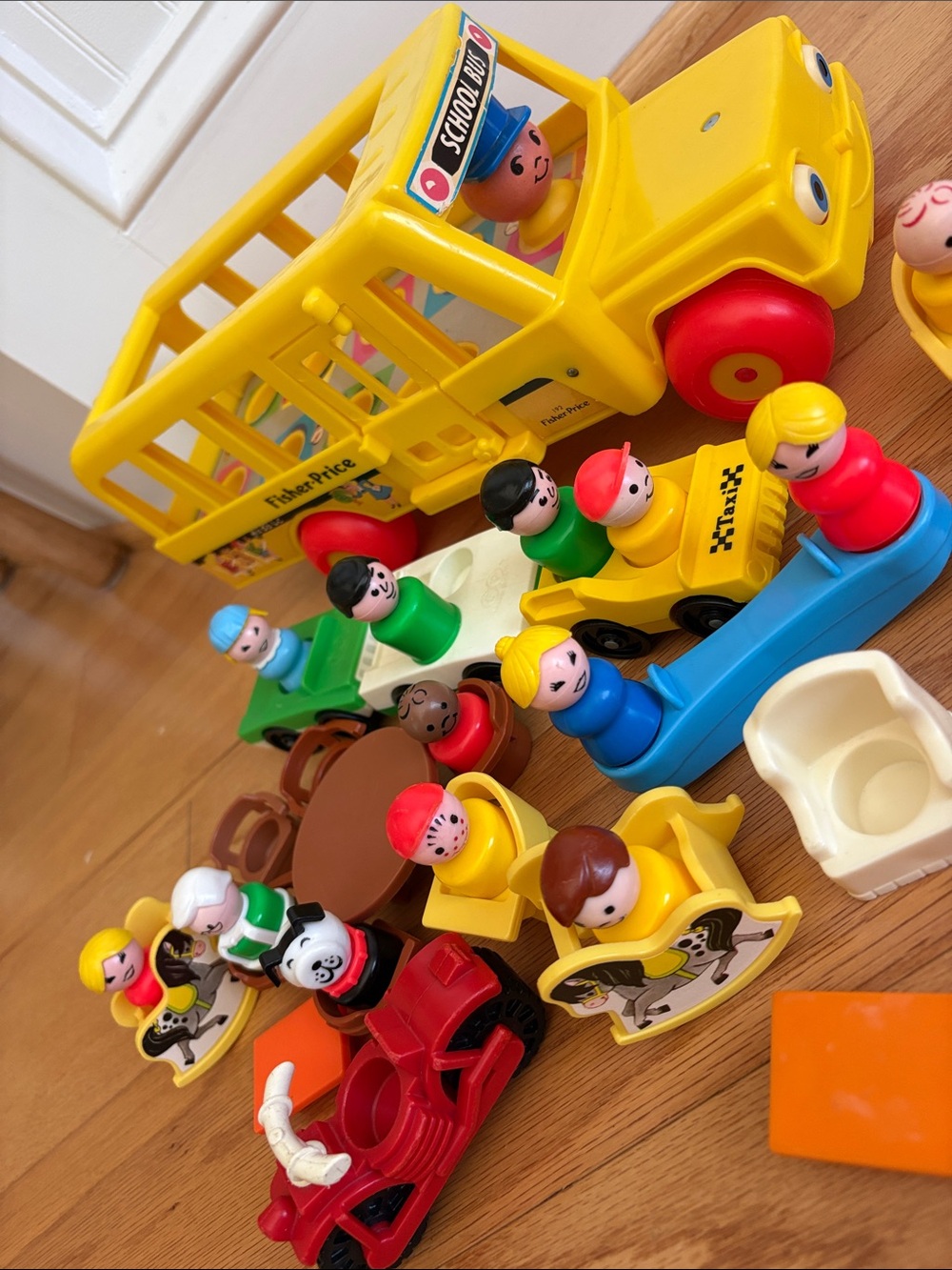 Vintage Fisher Price Little People School Bus 1965 1984 FP Toys Lot motorcycle - Picture 4 of 17